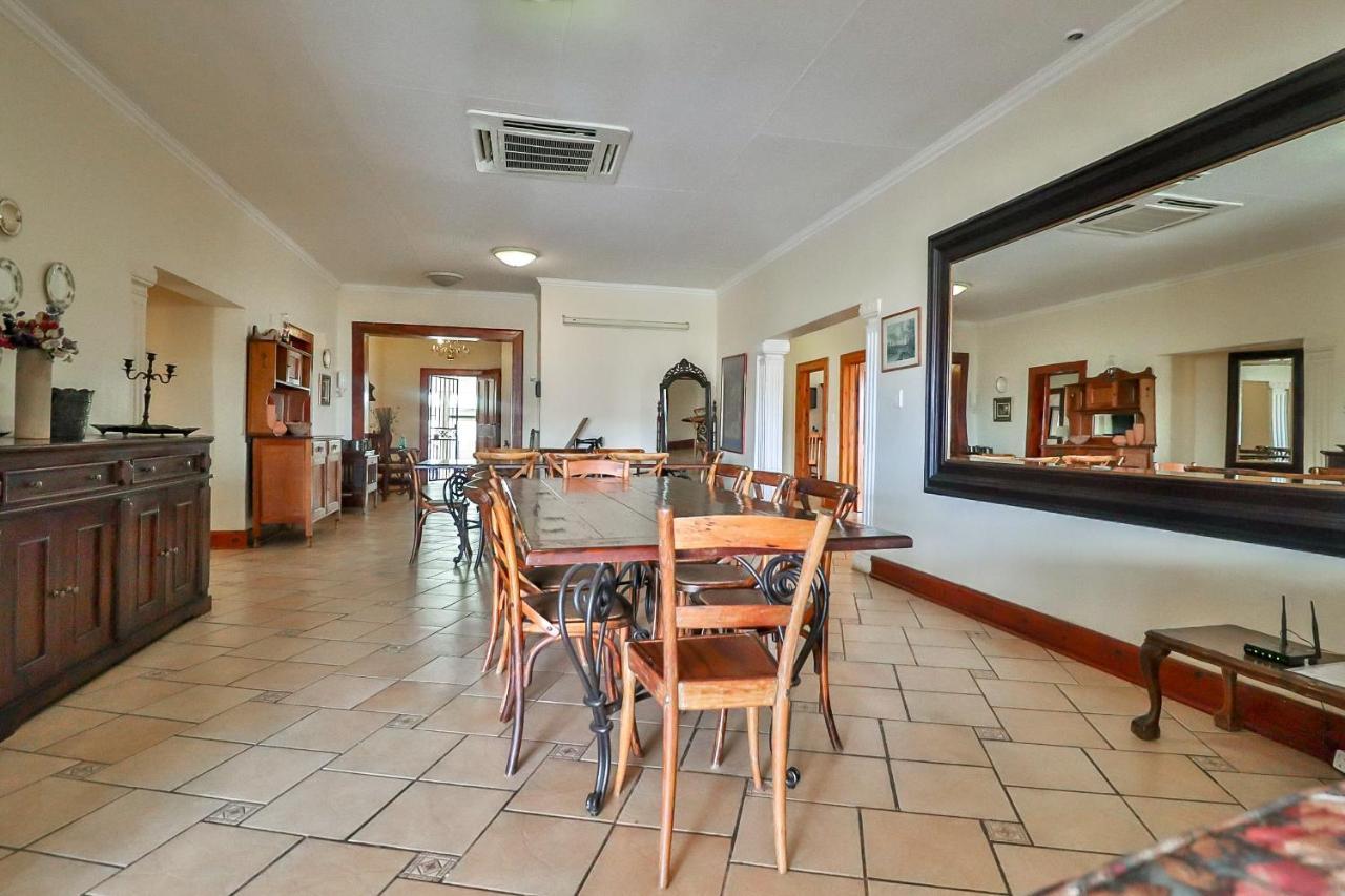 Croc River Lodge Komatipoort Extérieur photo