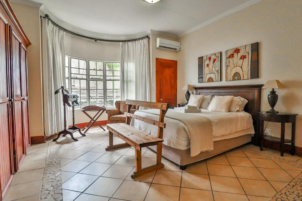 Croc River Lodge Komatipoort Extérieur photo