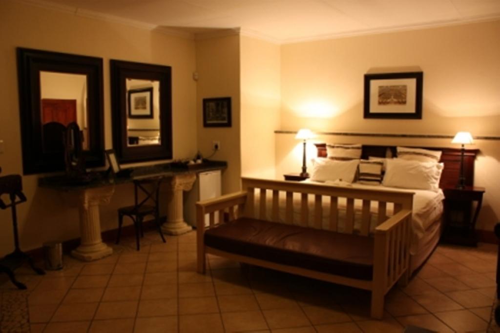 Croc River Lodge Komatipoort Extérieur photo
